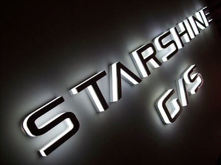 Bootsname Yachtname Starshine 3 mm Edelstahl V4a auf leuchtenden LED-Acrylbuchstaben